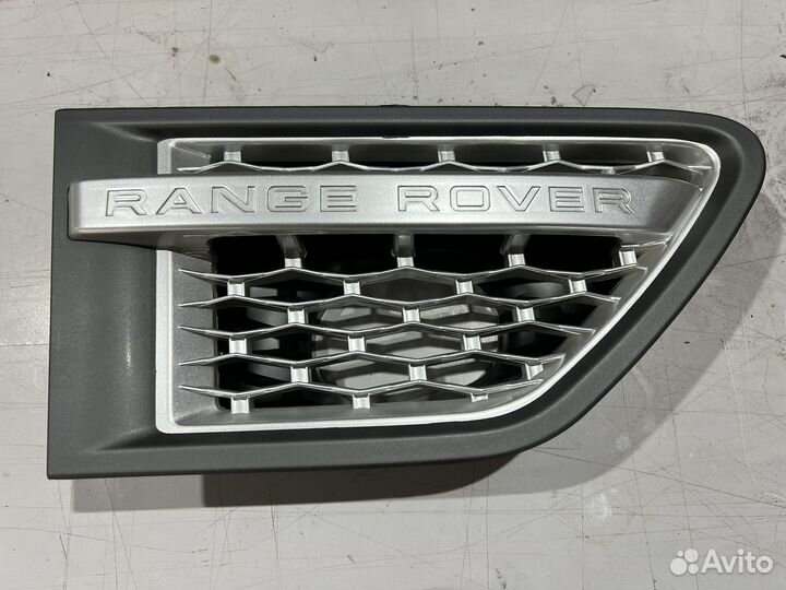 Решетка радиатора range rover sport l320