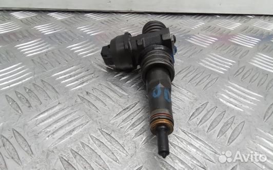 Форсунка дизельная volkswagen passat B6 (ODN40AL03