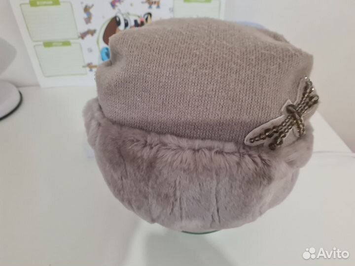 Шапка женская вязаная