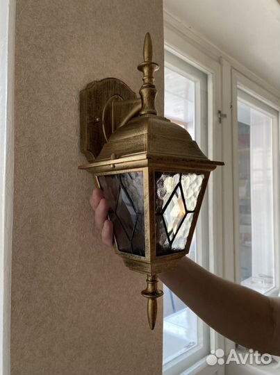 Светильник уличный настенный