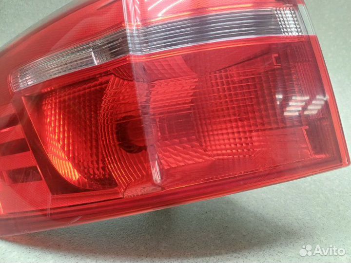 Фонарь задний левый Ford Focus 3 универсал 1.6