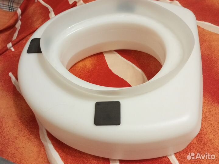Сиденье для унитаза высокое