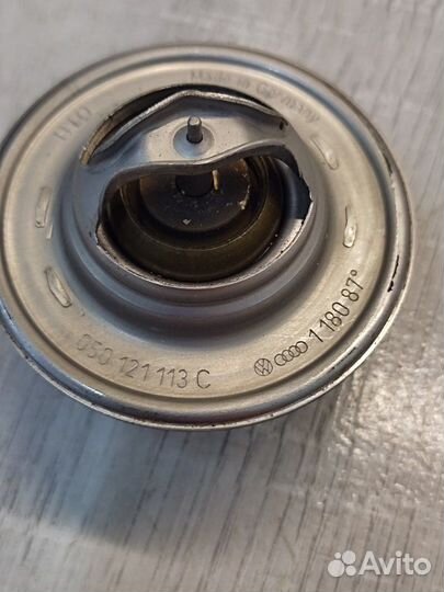 Термостат Skoda Octavia A5 1.6 2011