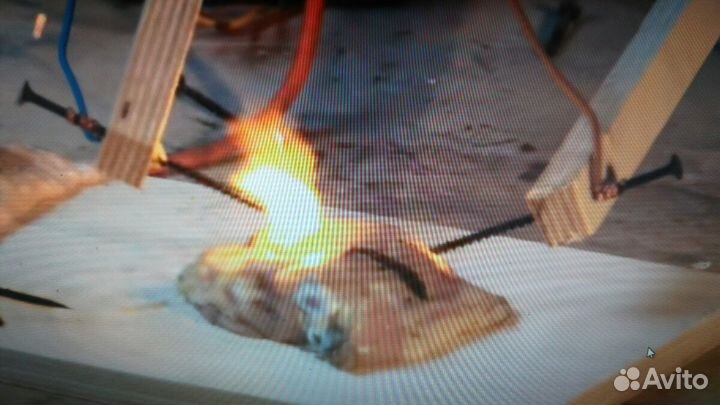 Стабилизатор напряжения 