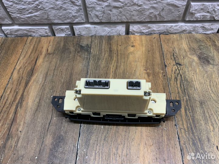 Honda Accord 8 Блок управления климат. установкой