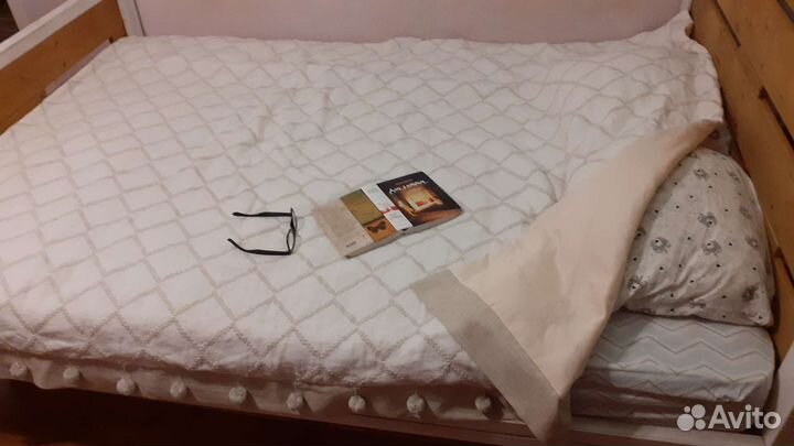 Покрывало на кровать новое