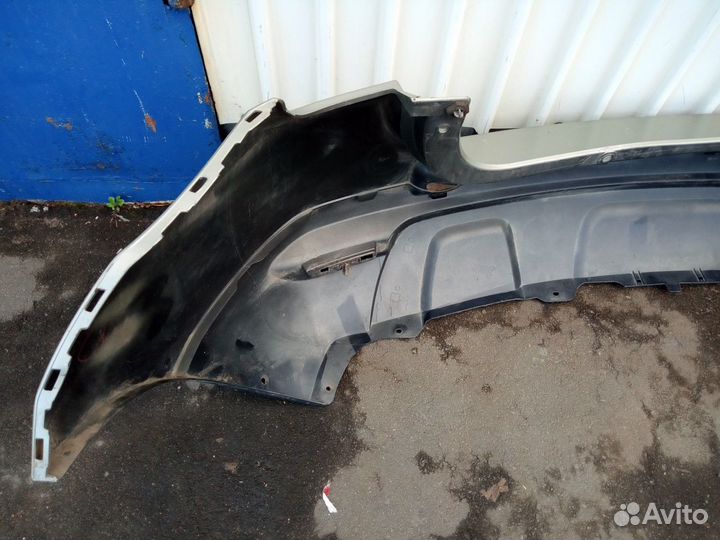 Renault Duster (10-15) - Задний бампер Б/У