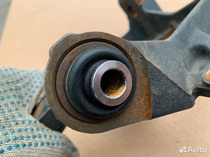 Кулак поворотный задний правый Toyota GT86, BRZ