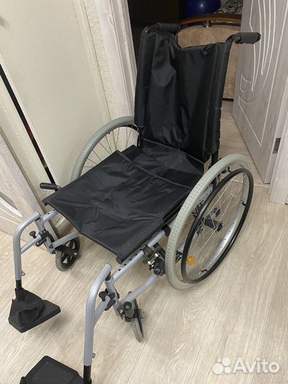 Инвалидная коляска