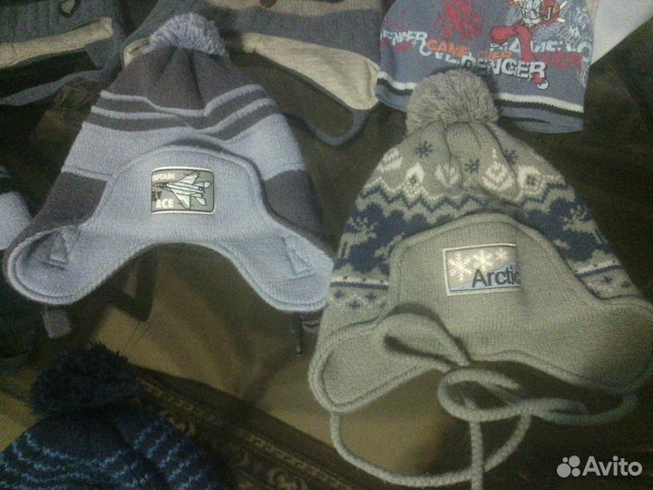 Шапки на все времена года от 48 см до 56 см