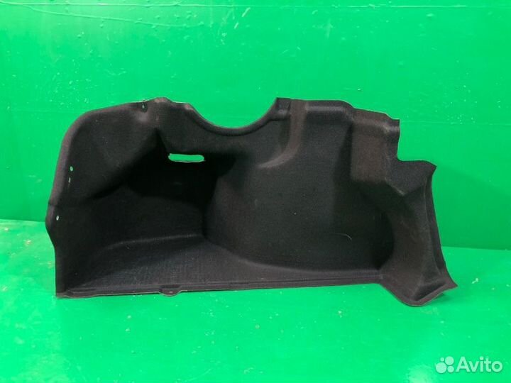 Обшивка багажника левая Toyota Camry V70 2018