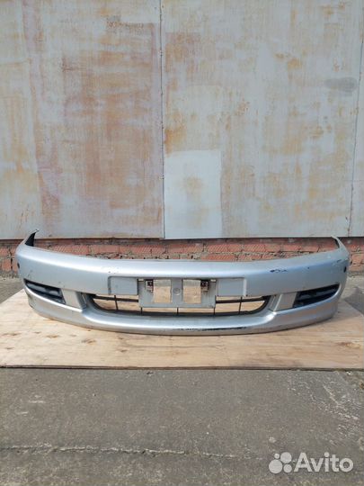 Бампер передний Toyota Ipsum SXM10