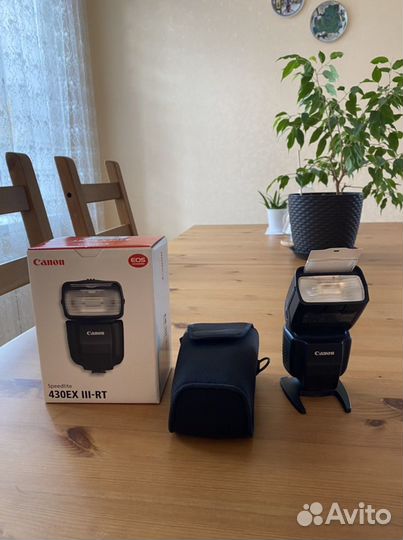 Вспышка Canon speedlite 430 ex III-RT