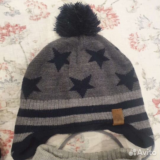 Комплект шапка+манишка на мальчика