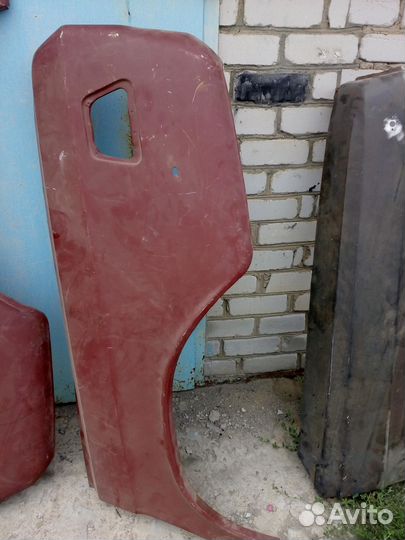 Крыло Газ 24