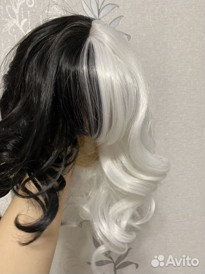 Парик круэллы