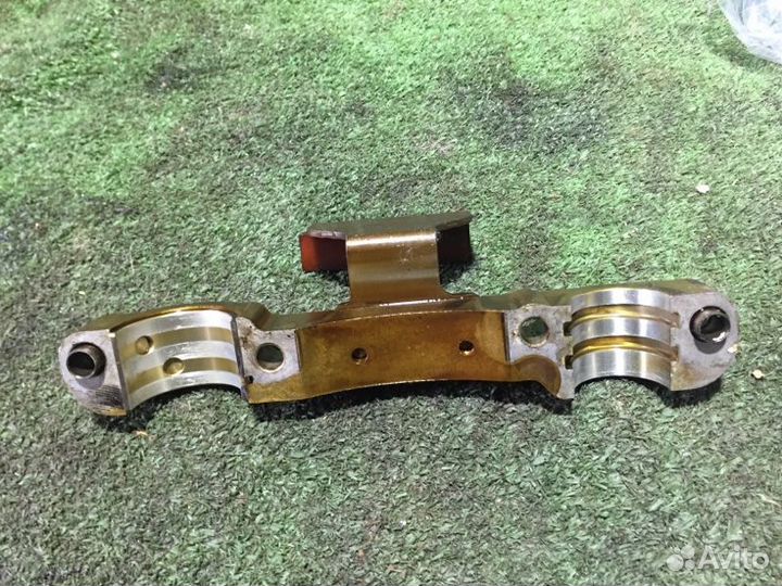 Бугель Mitsubishi Outlander Xl CW5W 4B12