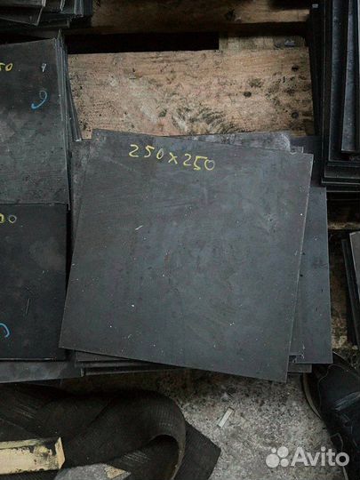 Закладная пластина 250х250х8