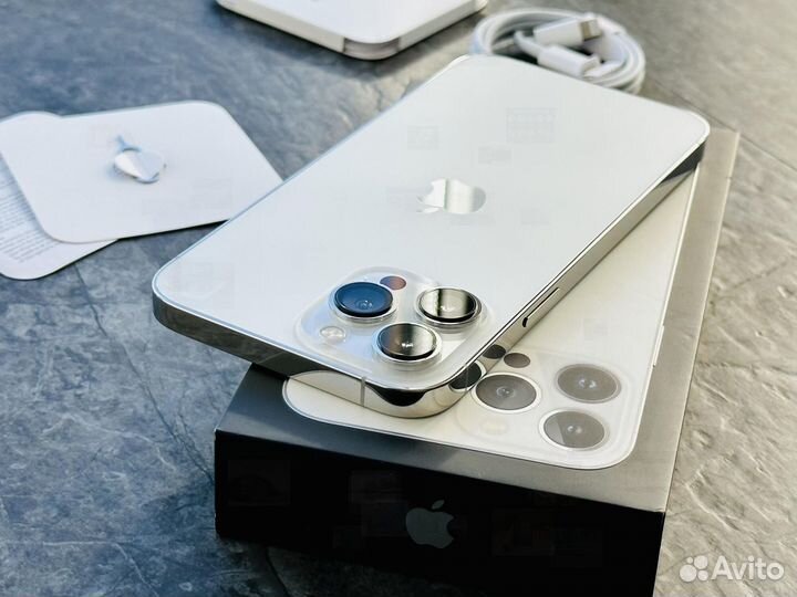 iPhone 13 Pro Max, 256 ГБ