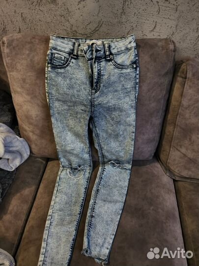 Джинсы