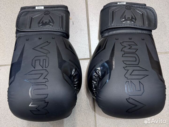 Комплект шлем перчткки и защита голени Venum