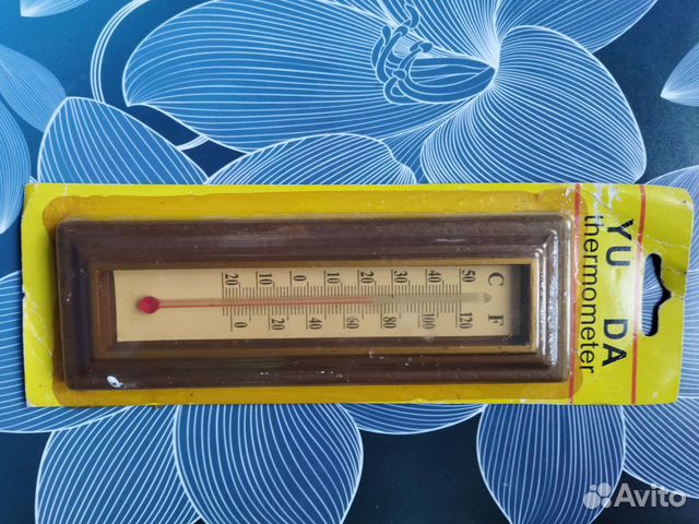 Термометр комнатный или на окно