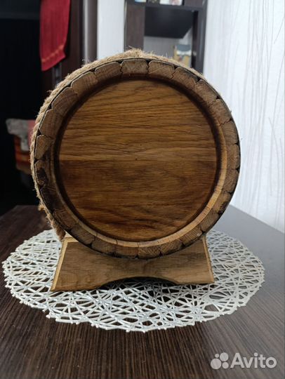 Продам дубовую вощеную бочку на 5 литров