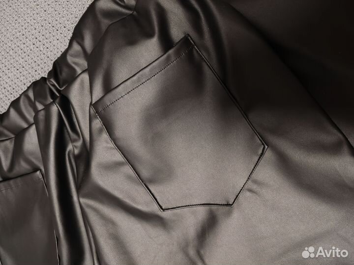 Кожаные брюки женские 48 новые