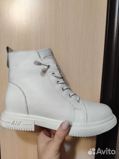 Ботинки женские 38