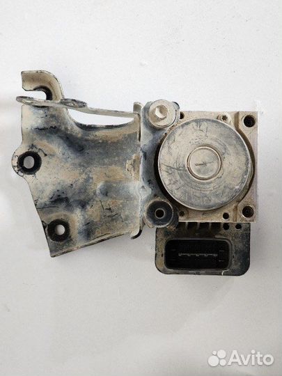 Блок abs Toyota Corolla E150 2006-2013