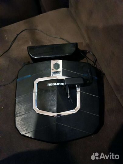 Робот пылесос на запчасти