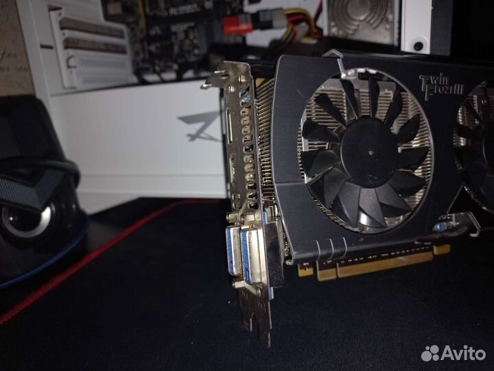 Видеокарта GTX 660 Twin Frozrlll 2GB