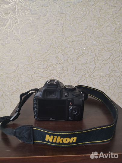 Зеркальный фотоаппарат Nikon D3100