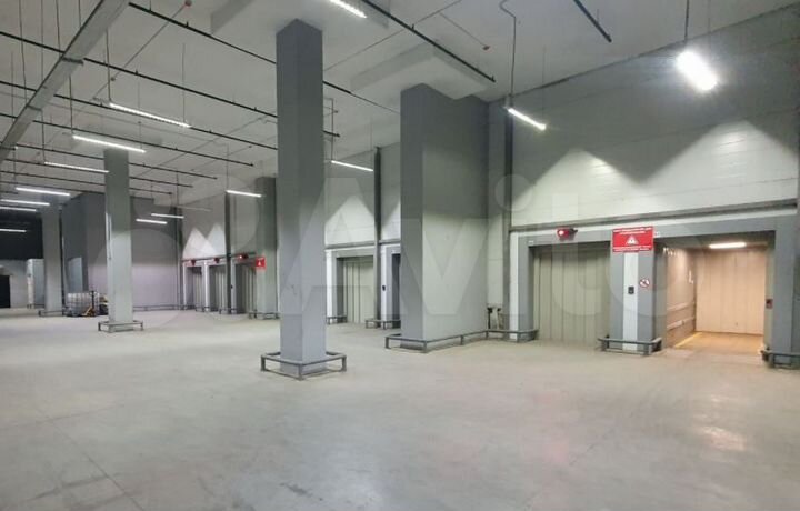 Склад с пандусом возле Фудсити 105 кв.м