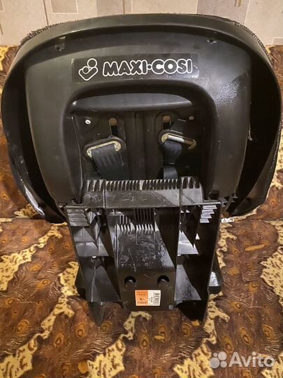 Автомобильное кресло