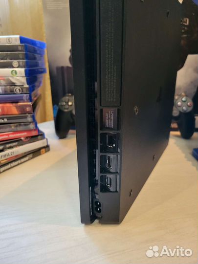 Sony PS4 slim. 1tb. 88 игр