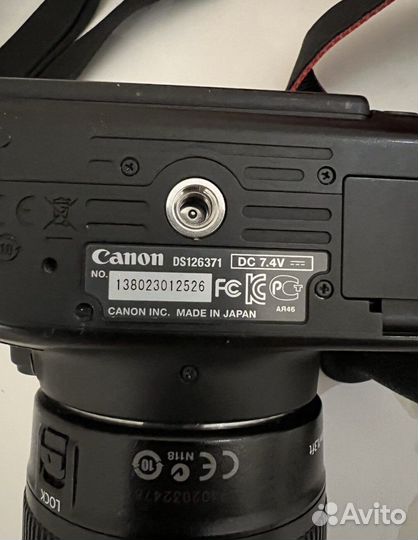 Зеркальный фотоаппарат canon 650d +