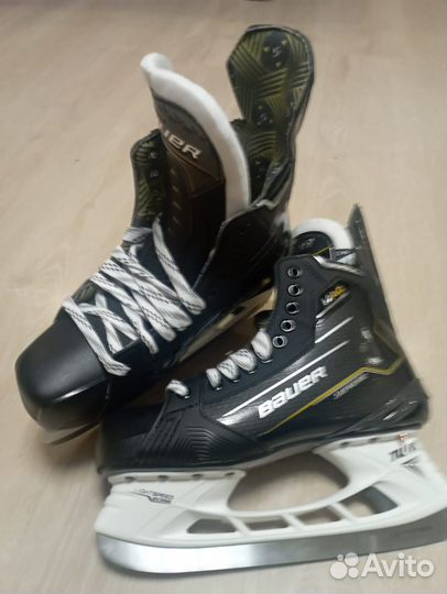 Коньки bauer S24 supreme M40 SR