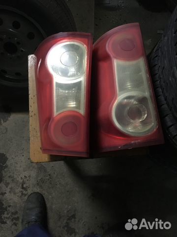 Задние фонари на largus