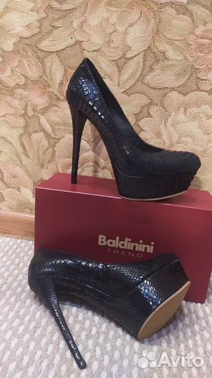 Туфли casadei, 37 размер