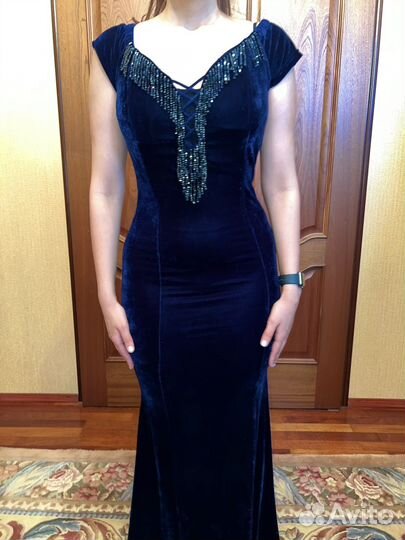 Платье велюровое