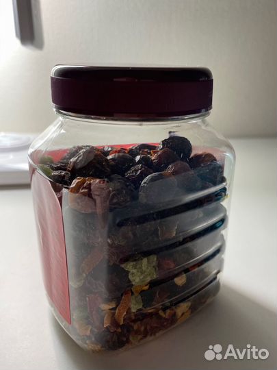 Дополнительный корм для декоративных животных