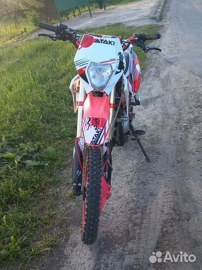 Питбайк Ataki Start YX125EM 17/14 CRF Rollingmoto