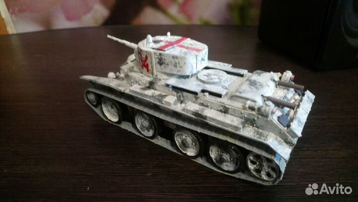 Модель 1/35 танк бт 5