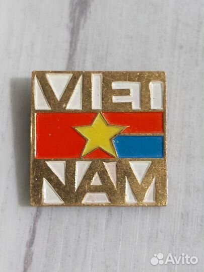 Знак vietnam Вьетнам флаг Тяжёлый металл ГДР DDR