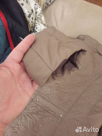 Женская лёгкая куртка размер40евро