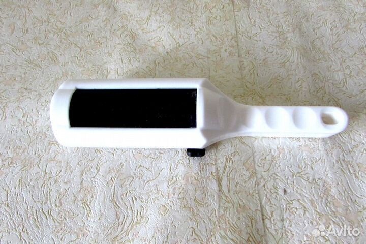 Щетка для чистки одежды с велюровым роликом самооч