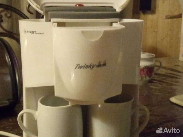 Кофеварка first