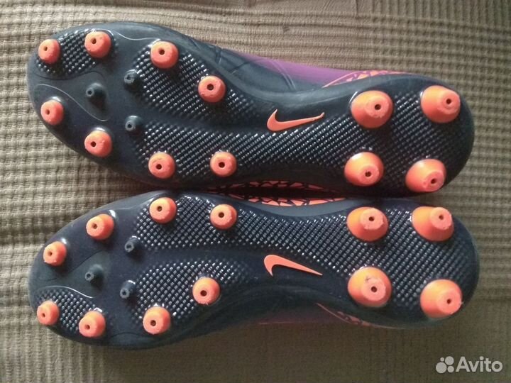 Футбольные бутсы nike 38 размер