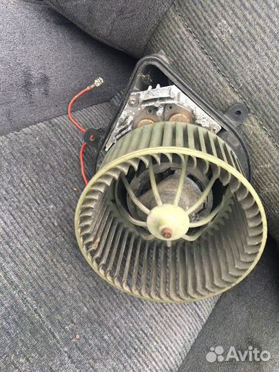 Вентилятор печки Citroen Xantia.Ситроен XM